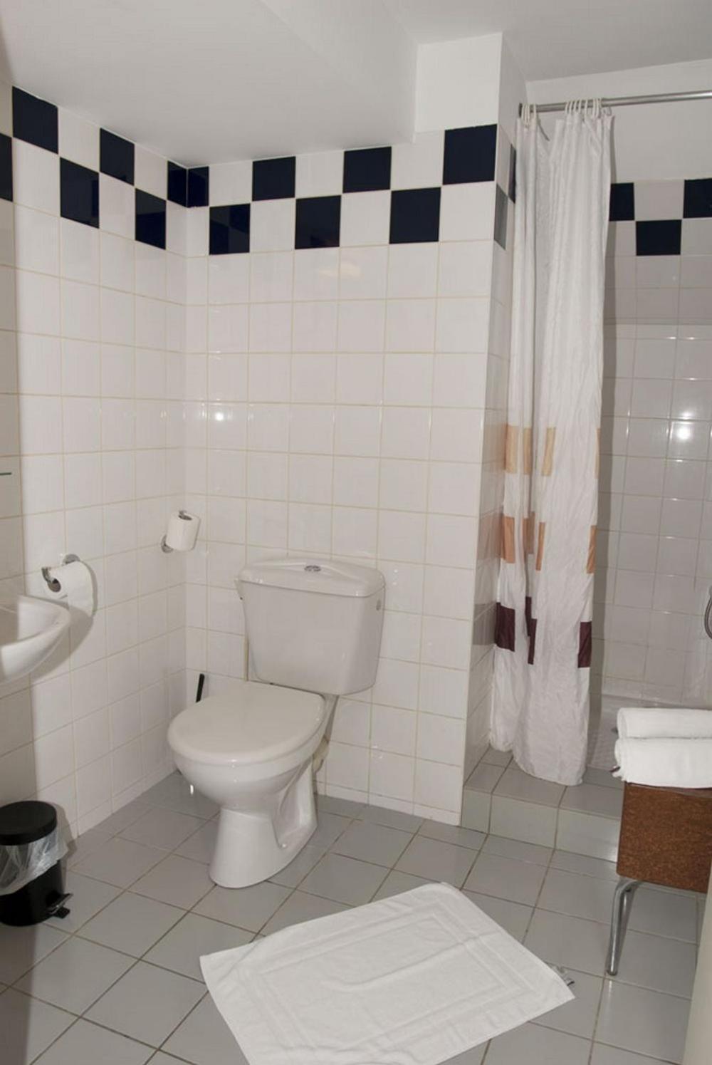 Acacias Apparts Hotel Plombières-les-Bains Zimmer foto